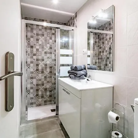 La Campana Gloria Apartment *